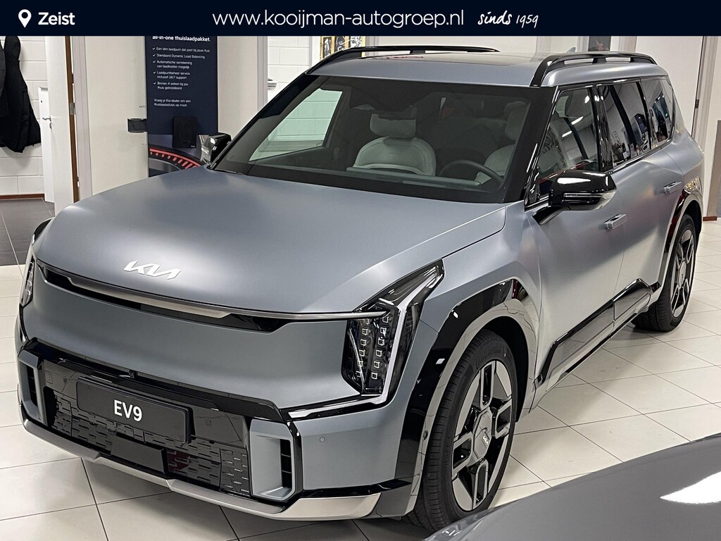 Kia EV9 GT-Line AWD 99.8 kWh Direct Leverbaar | Actieprijs rijklaar €. 75.995,= Prijs inclusief alle lopende Kia Acties MATTE ICEBERG GREEN |