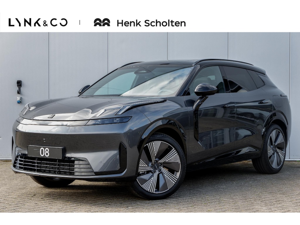 Lynk & Co 08 345PK More | 200km Hybride | Stoelmassage, Verwarming en Ventilatie | Panoramadak | Matrix LED | Harman Kardon | 360° Camera | Getint glas | Bestuurdersstoel met geheugen | Sfeerverlichting | Apple Carplay, Dodehoekassistent | Adaptive Cruise Contol