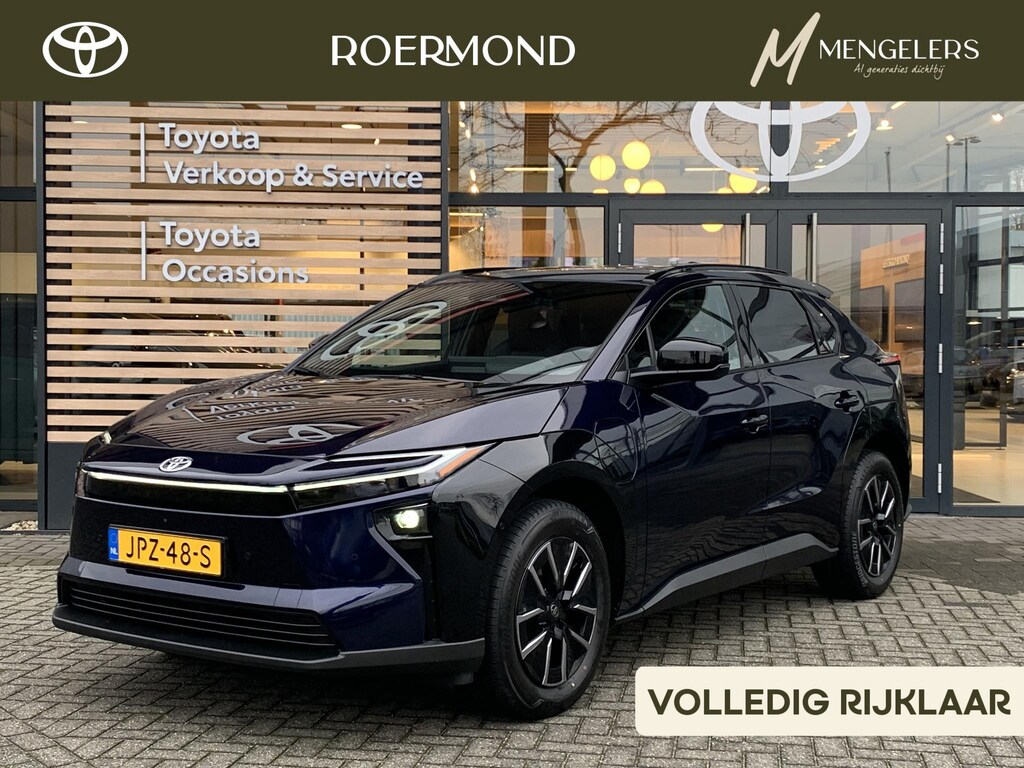 Toyota BZ4X Executive 73 kWh | Rijklaar