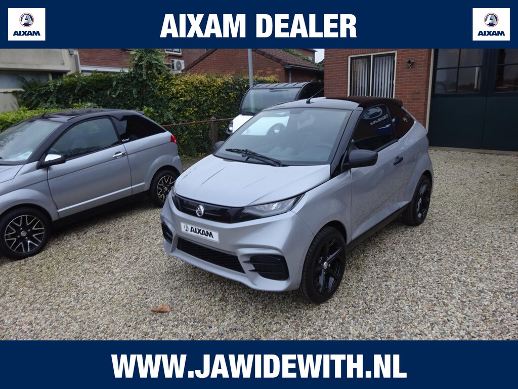 AIXAM e Coupé Sport brommobiel Achteruitrijcamera, Parkeersensoren, Elektrische ramen, Centrale deurvergrendeling, Lm-velgen