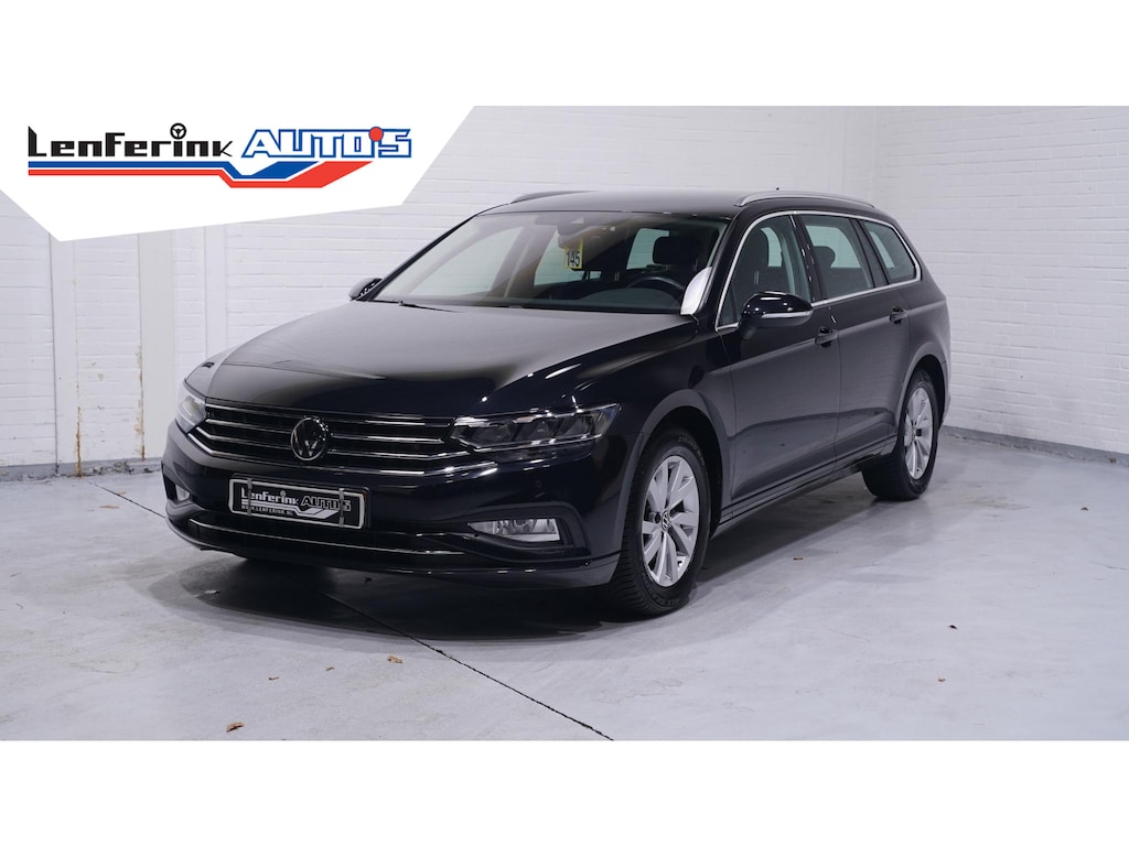 Volkswagen Passat Variant 1.5 TSI Business Wegklapbare trekhaak Navi Camera Apple Carplay Voorruitverwarming Virtual cockpit NAP Led koplampen Rijklaar!