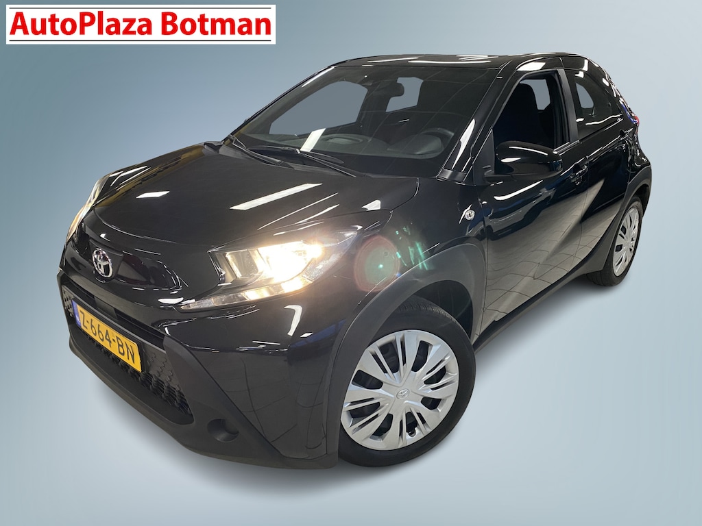 Toyota Aygo X 1.0 VVT-i MT Play