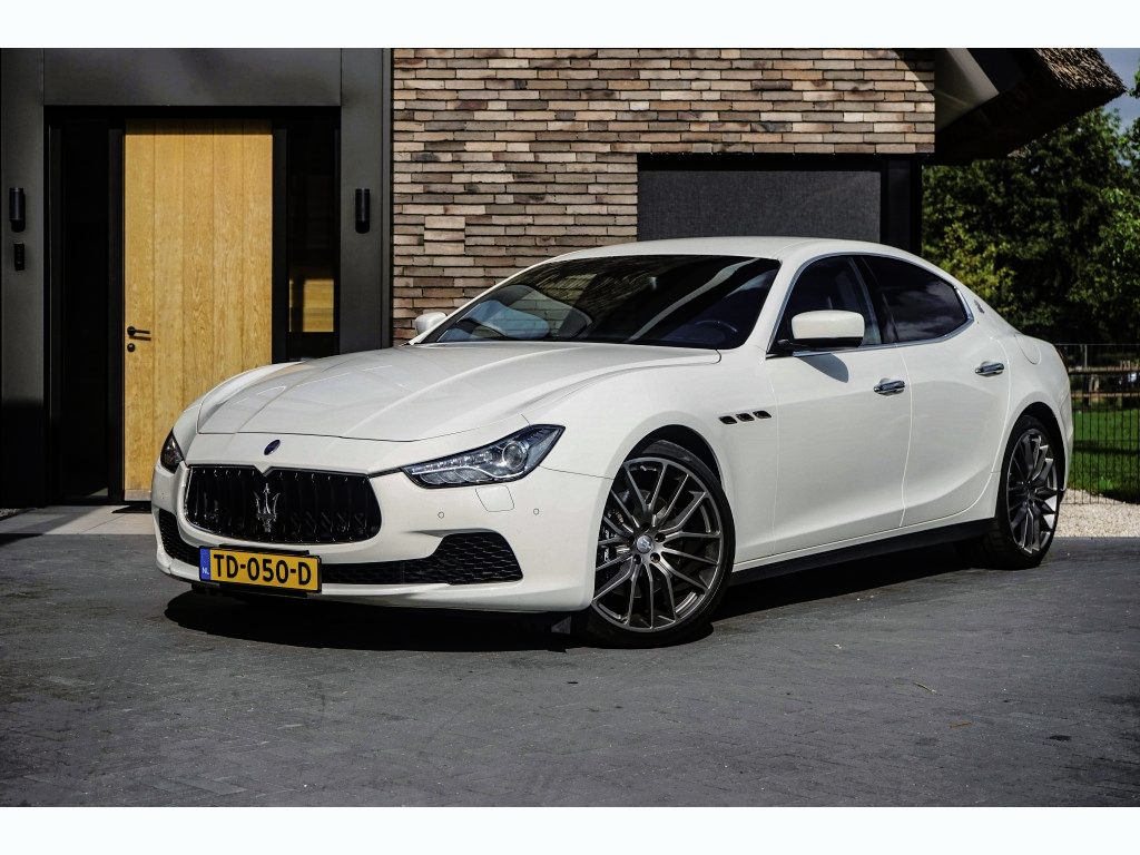 Maserati Ghibli 3.0 S Q4 V6 Bi-turbo 411PK