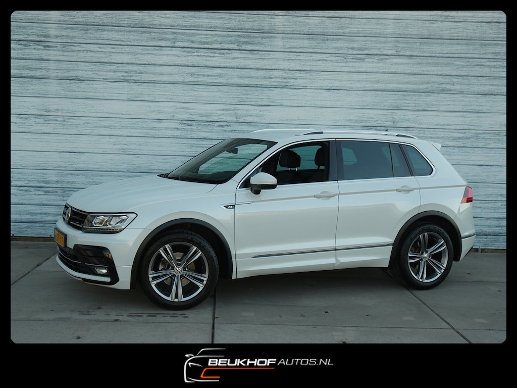 Volkswagen Tiguan 1.5 TSI ACT Business R-Line Carplay Navi