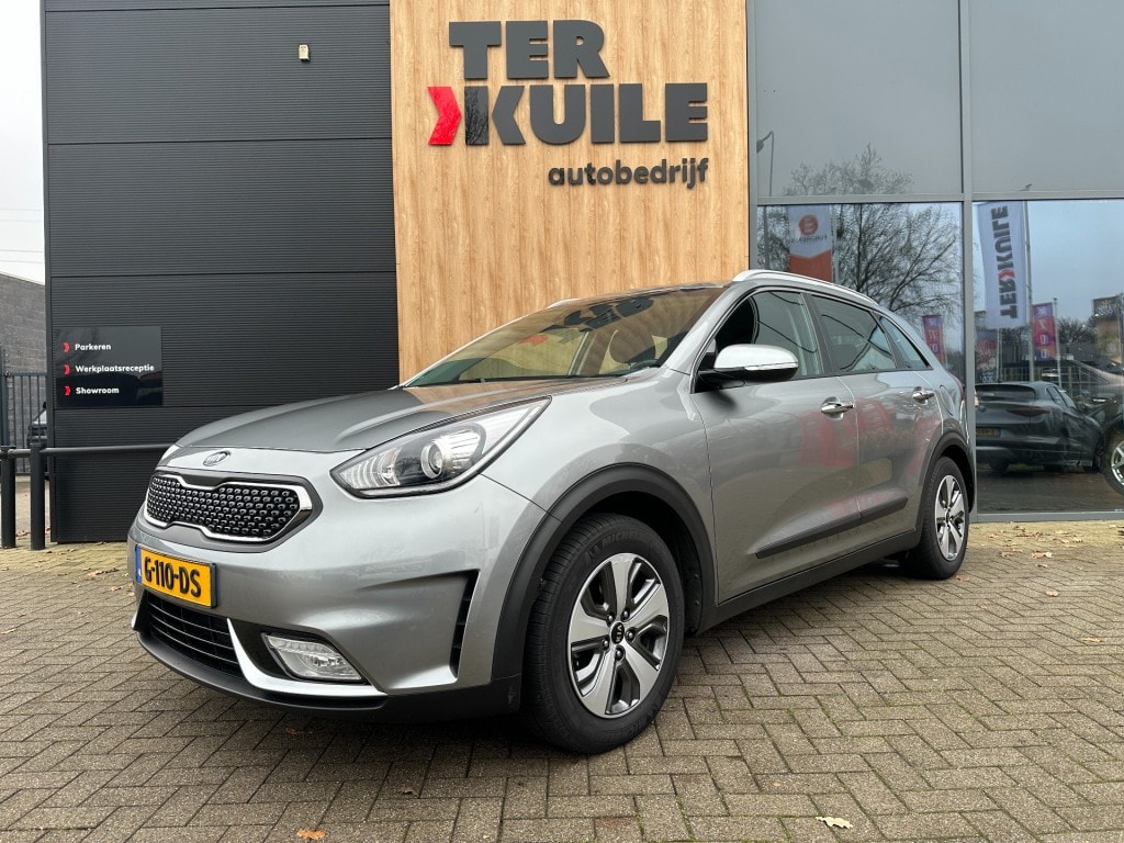 Kia Niro Hybrid 1.6 GDI Hybrid Dynamic Line / Trekh. / Camera / CarPlay