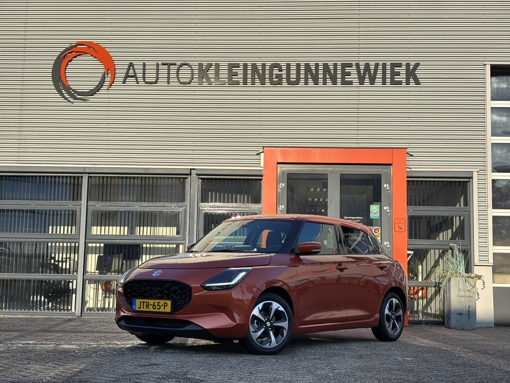 Suzuki Swift 1.2 Style Smart Hybrid / Allseason Banden / Navi / Apple carplay / Android Auto /