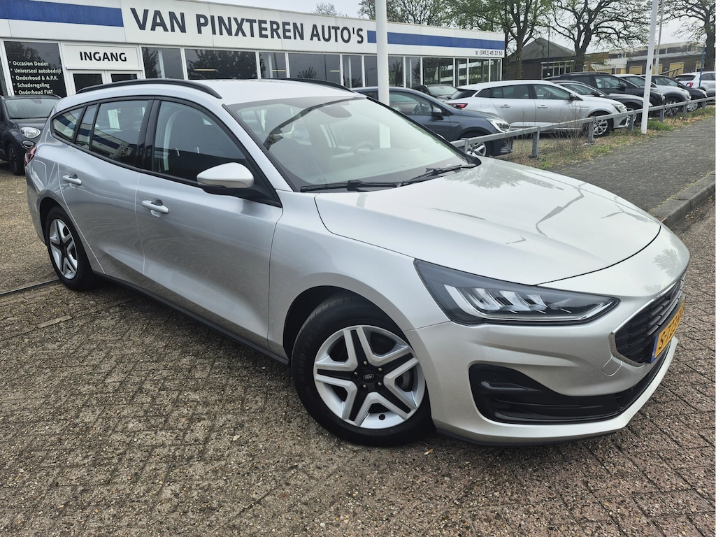 Ford Focus Wagon 1.0 EcoBoost Hybrid Connected