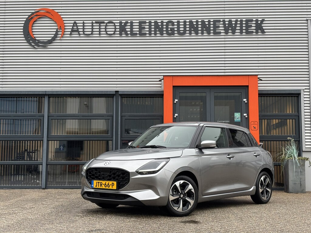 Suzuki Swift 1.2 Style Smart Hybrid / Allseason Banden / Navi / Apple carplay / Android Auto / Stoelverwarming