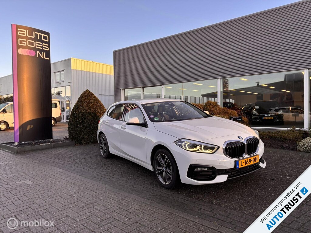 BMW 1-Serie 118i Corporate Sport Virtual Cockpit Camara