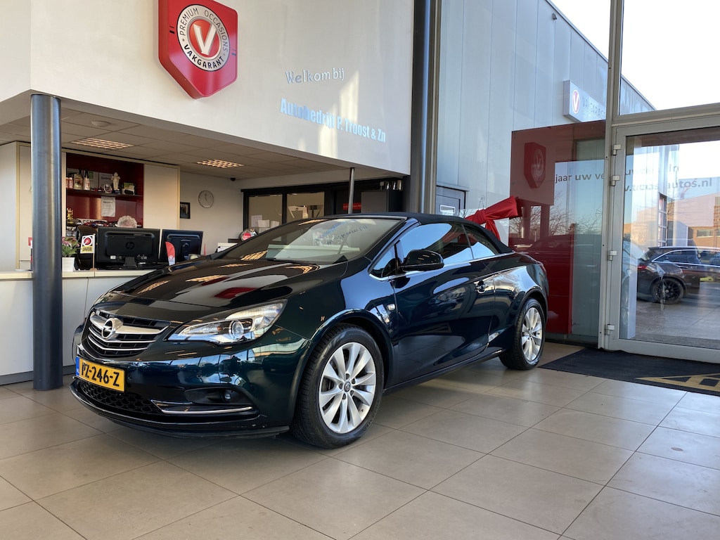 Opel Cascada 1.6 Turbo Cabrio Automaat,Navigatie,Climate&Cruisecontrol,Spraakbediening,V&A Sensoren,Parkeerassistent,Half Leder,Ipod Usb Aansluiting,18 Inch Lmv