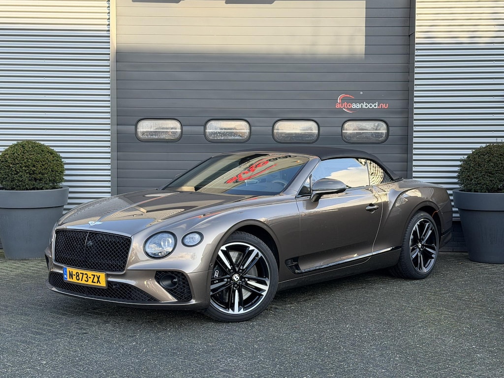 Bentley Continental GTC 6.0 W12 New Bentley Service | 360* Camera | Massage | Head-Up | Nightvision | Stoelverwarming/Koeling | Adaptive Cruise Control | DAB |