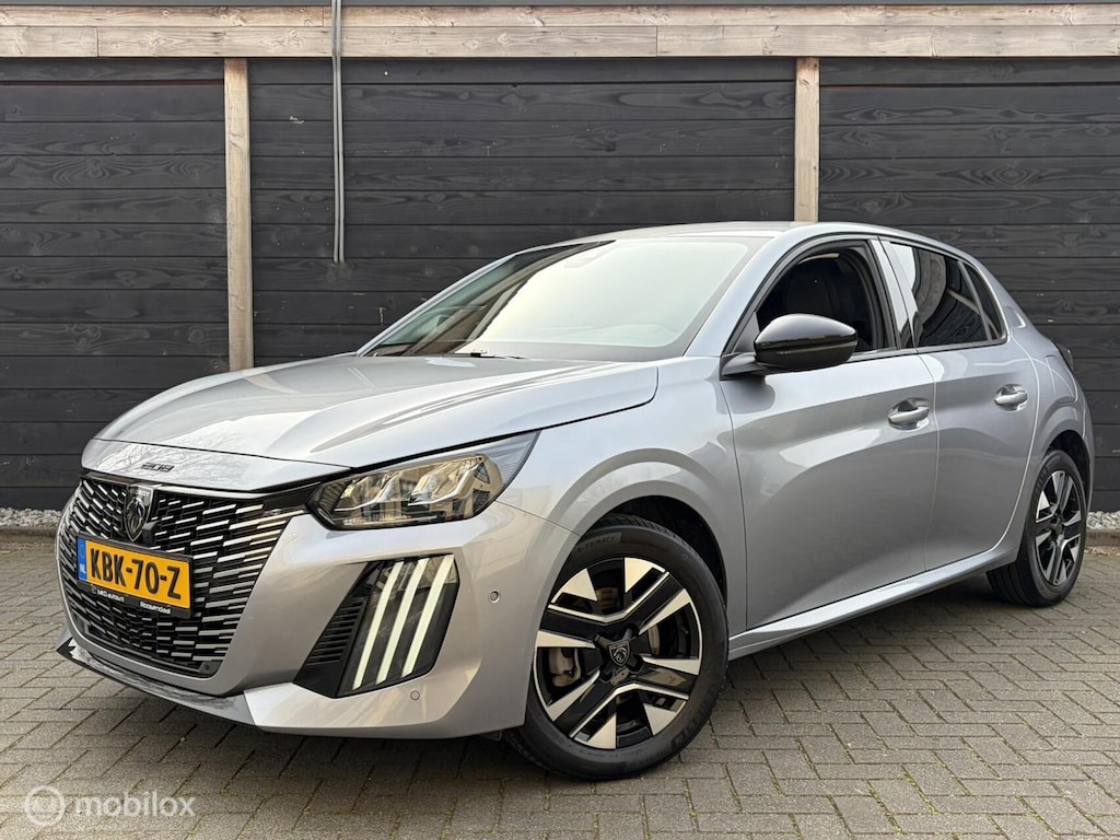 Peugeot 208 1.2 PureTech 100 Style 100 PK Clima / FM nav / LM / camera / 20.608 KM!!!