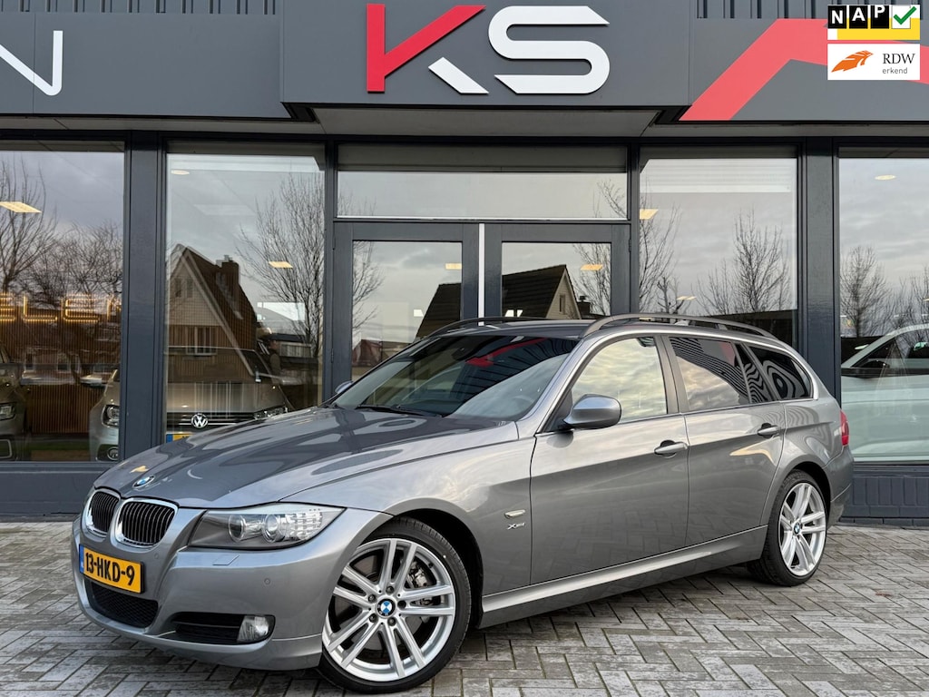 BMW 3-Serie Touring 330xi High Executive Xenon Leder Carplay
