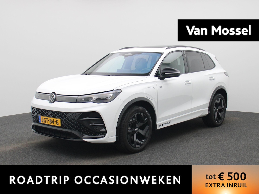 Volkswagen Tiguan 1.5 eHybrid R-Line 272 PK | Panoramadak | Blackline | Navigatie | Leder | Memory | Head Up | Harman Kardon | stuur en stoelverwarming | 360 Camera | Achterklep Elektrisch | Side Assist | High-End Geluidsysteem Harman Kardon