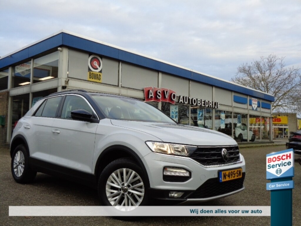 Volkswagen T-Roc TSI 110pk Style Navi Clima Trekhaak PDC NL-Auto