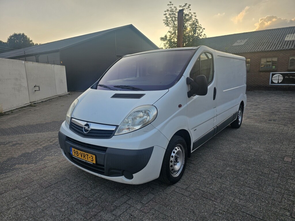 Opel Vivaro 2.0 CDTI L2H1 DC,Apk,Airco,Nap,Trekhaak