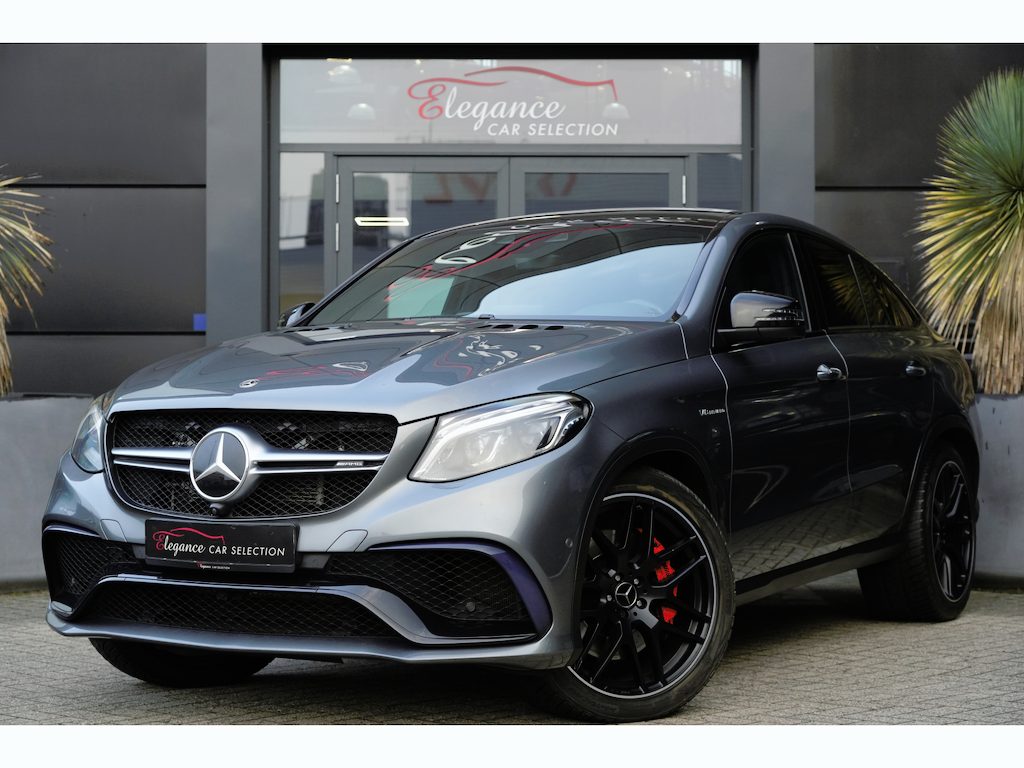 Mercedes-Benz GLE Coupé AMG 63 S 4MATIC | 585PK | Pano | 360° | Trekhaak | Leder | 22" | Mercedes-Benz GLE Coupé AMG 63 S 4MATIC 585 PK met 5.5 V8 benzinemotor, panoramadak, 360° camera, elektrisch uitklapbare trekhaak, luchtvering, adaptieve cruise control, 22-inch AMG-velgen, l