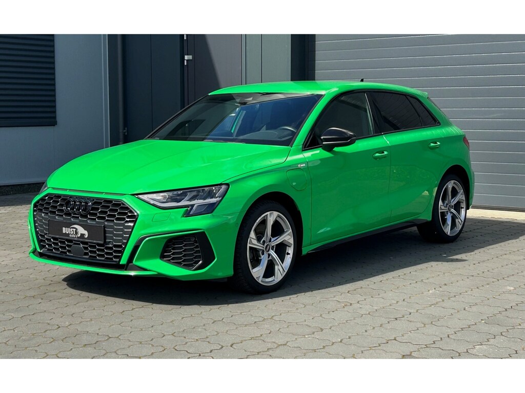 Audi A3 Sportback 40 TFSIe 204pk S-Line Competition 18" KEYLESS CAMERA AUDI EXCLUSIVE KLEUR!