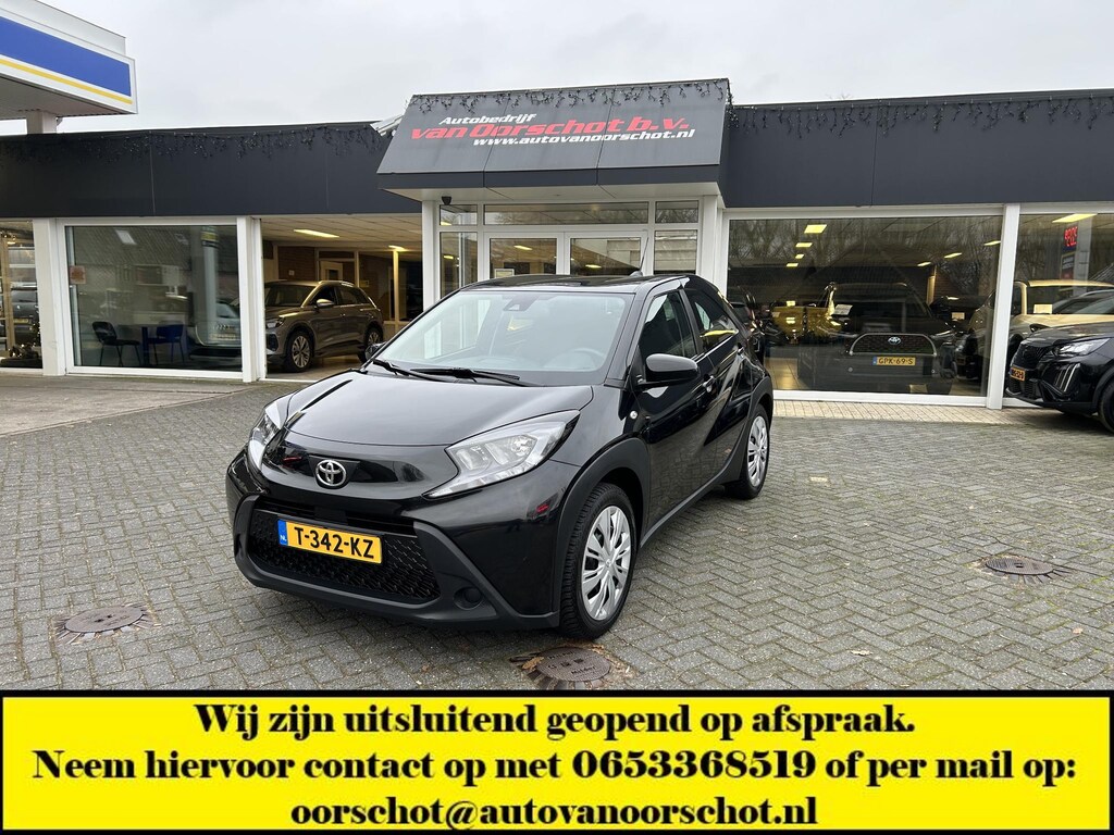 Toyota Aygo X 1.0 VVT-i MT Play Apple Carplay