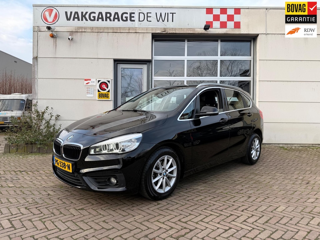 BMW 2-Serie Active Tourer 216i Centennial High Executive | Bomvol opties! | Dealer onderhouden
