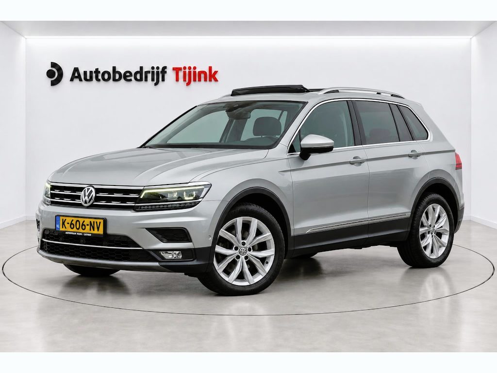 Volkswagen Tiguan 2.0 TSI 4MOTION Highline | Automaat | Pano | LED | Navi | App-connect | Camera | All-seasons | Elek. achterklep | Park Assist |