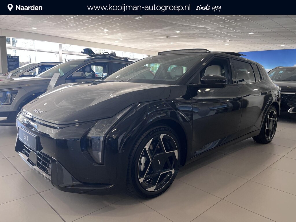 Kia EV4 GT-PlusLine 81.4 kWh NU OP VOORRAAD!! BEL ONS VOOR SCHERPE OFERTE!! INRUIL VOORDEEL € 2000,-!!
