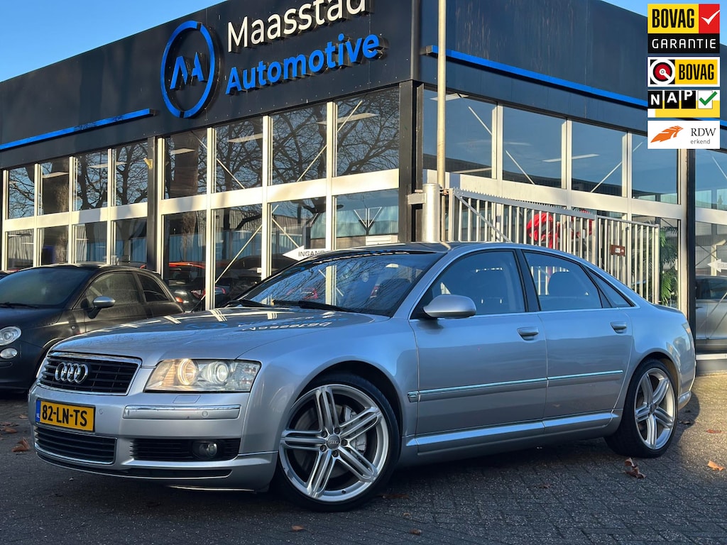 Audi A8 4.2 quattro Exclusive Luchtvering Youngtimer in nette staat
