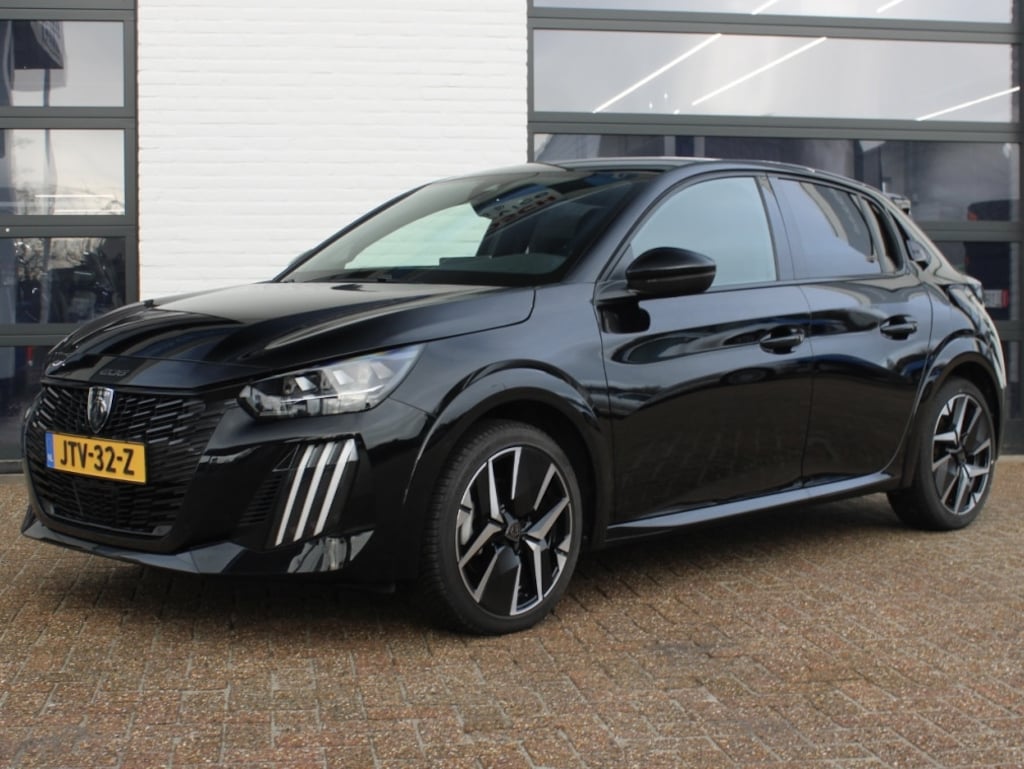 Peugeot 208 1.2 Hybrid 136 e-DCS6 GT