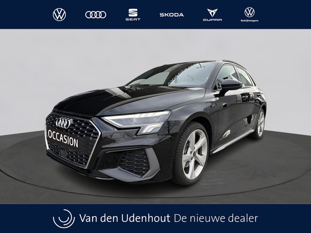Audi A3 Sportback 40 TFSI e 204pk PHEV Advanced S Line ext. / Matrix-LED / Camera /  Stoelverw. / Acc