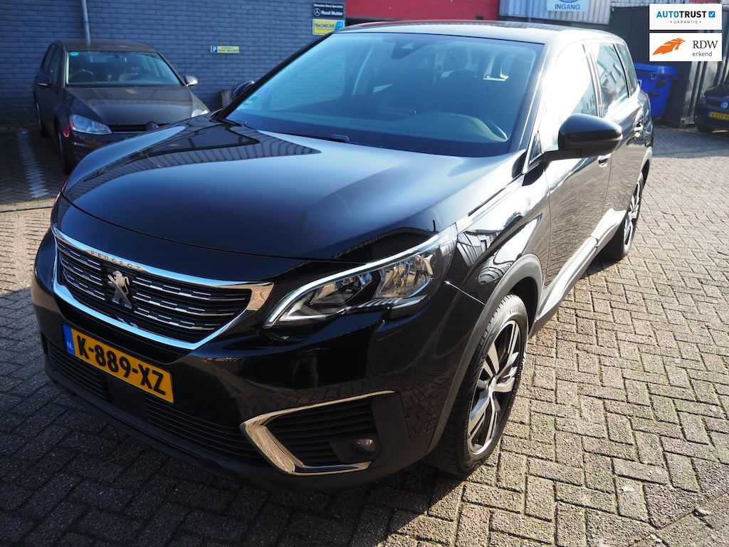 Peugeot 5008 1.2 PureTech Active Nieuwe distributieriem ! .