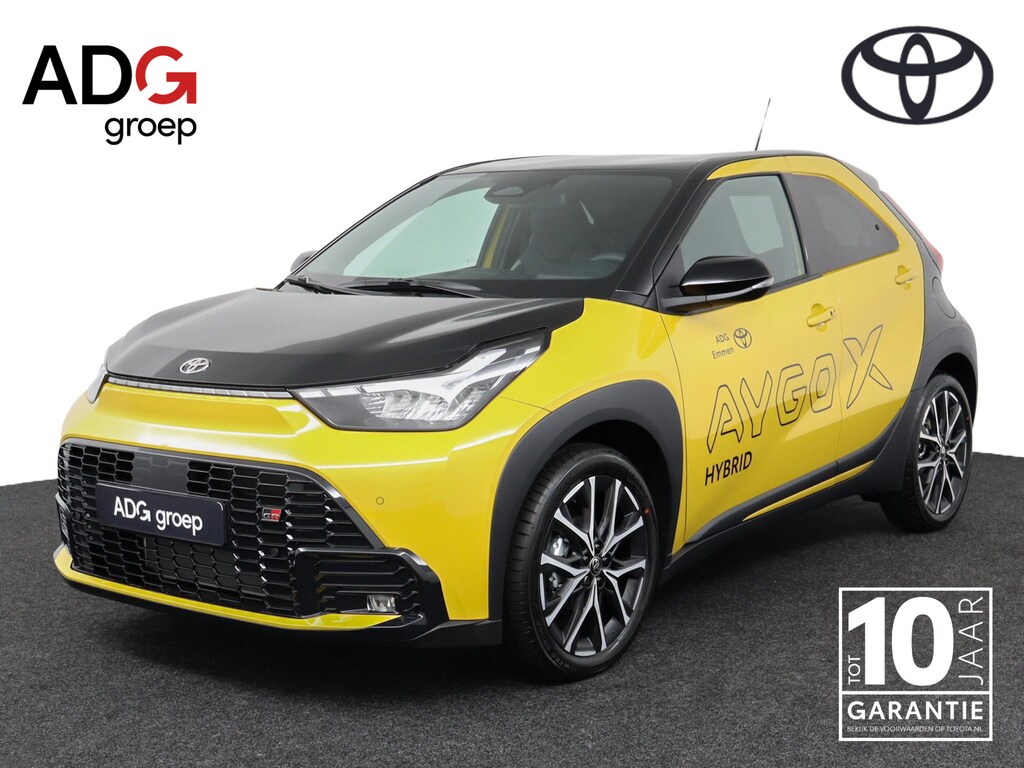 Toyota Aygo X Hybrid 115 GR Sport | Stoelverwarming | Keyless entry | Draadloze telefoonlader | Parkeersensoren | JBL premium sound |