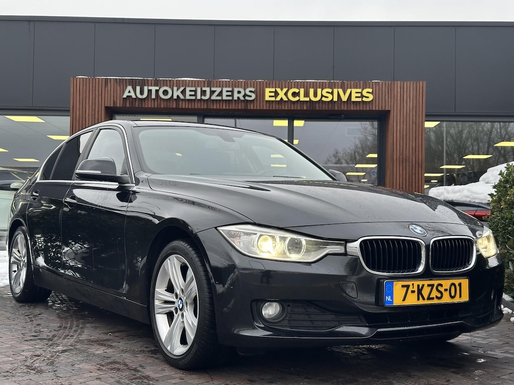 BMW 3-Serie 320i EfficientDynamics Edition High Executive Xenon Sport Leer Stoelverwarming Clima