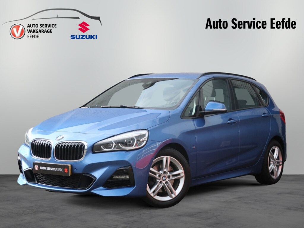 BMW 2-Serie Active Tourer 220i High Executive M-pakket | Trekhaak | Navi | Cruise