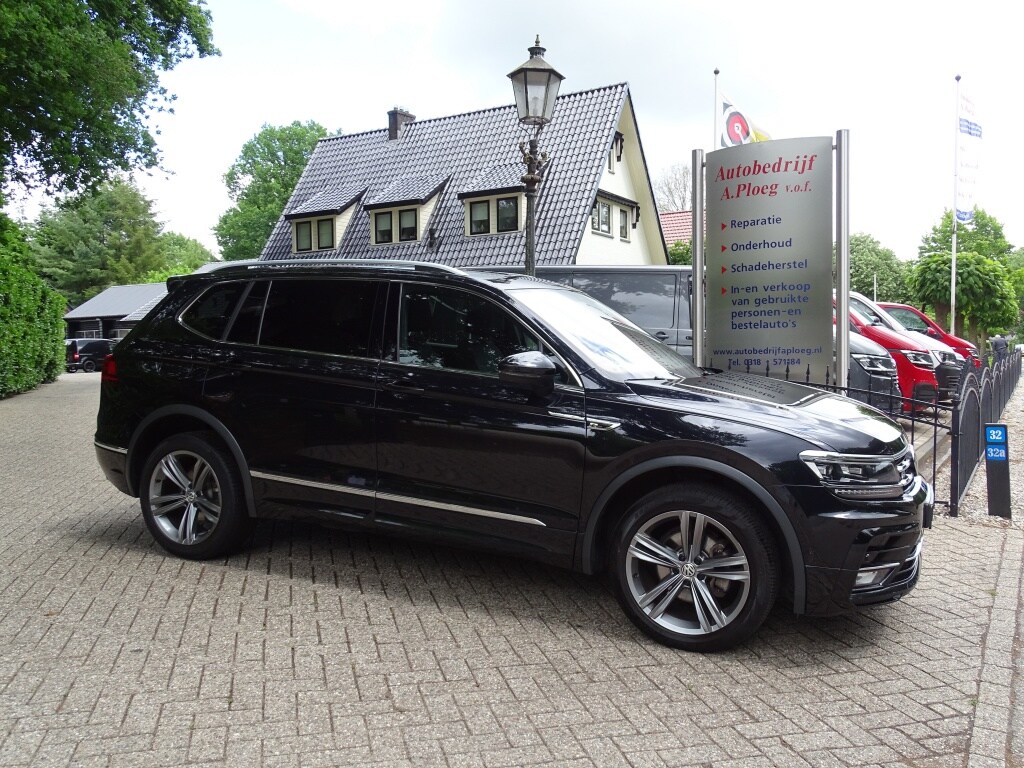 Volkswagen Tiguan Allspace 1.5 TSI HL Bus R-Line 7 Zit Vol optie 1e eig