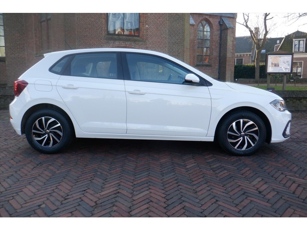 Volkswagen Polo 1.0 TSI 95pk Life PDC voor en achter -CARPLAY