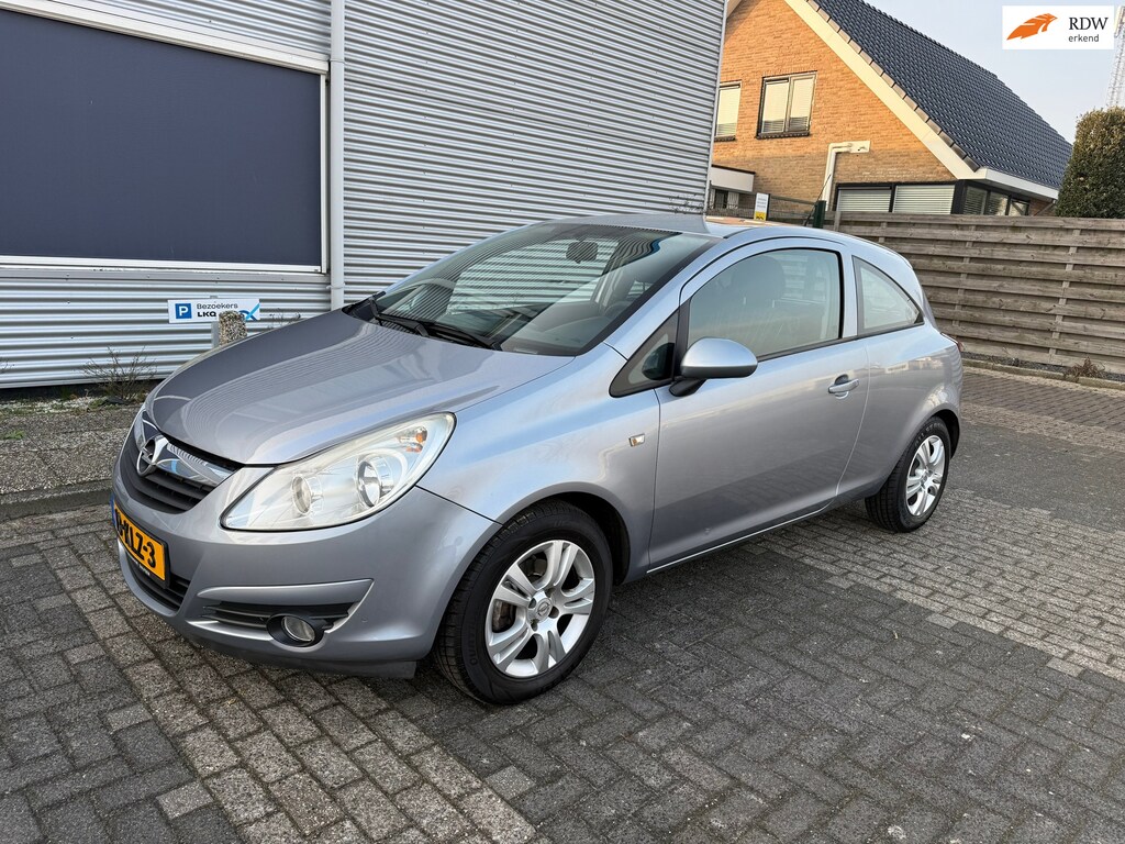 Opel Corsa 1.2-16V Enjoy Airco Bj:2010 NAP!
