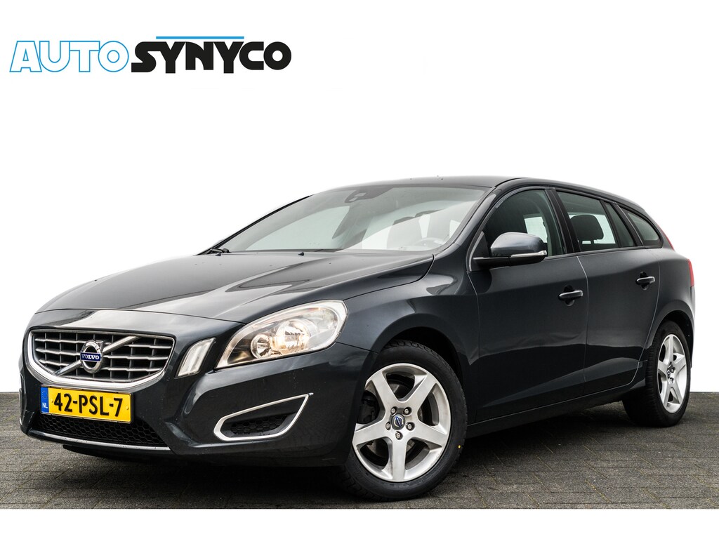 Volvo V60 1.6 T4 Kinetic I Cruise Control I Trekhaak I Climate Control I Navi I Automaat I Volledig onderhouden