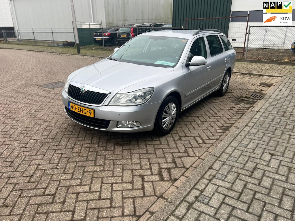 Skoda Octavia Combi 1.2 TSI Ambition Business Line 1e Eigenaar Clima Cruise Navi Trekhaak Pdc Achter