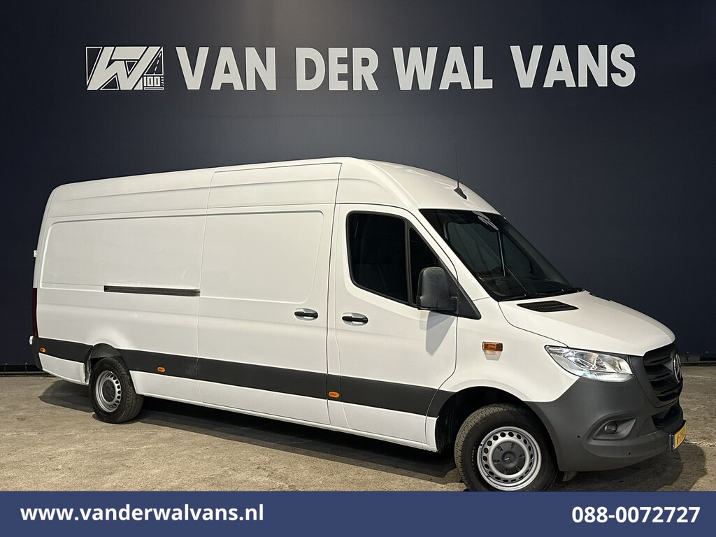 Mercedes-Benz Sprinter 317 CDI 170pk L3H2 Euro6 Airco | 360 graden Camera | Navigatie | Apple Carplay | Cruisecontrol Android Auto, Stoelverwarming, Chauffeursstoel, 270 Graden Achterdeuren, Parkeersensoren, Bijrijdersbank