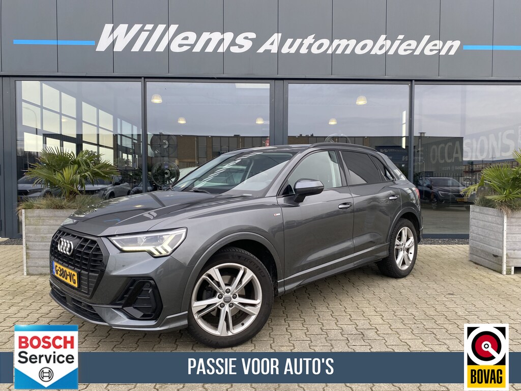 Audi Q3 35 TFSI Advanced S- Line Trekhaak, Virtual Cockpit & Panoramadak met Schuifkantel Functie