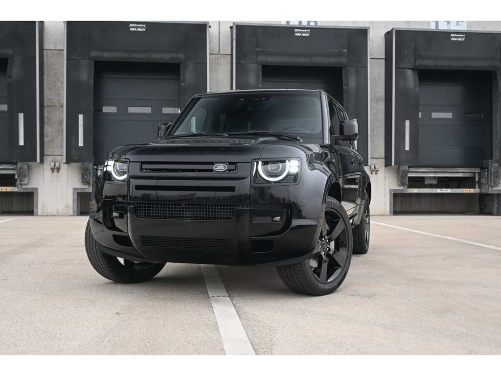Land Rover Defender 110 2.0 P300e 110 X-Dynamic HSE | € 1.359 per maand*