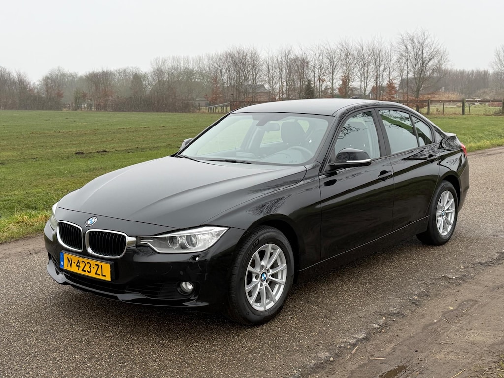 BMW 3-Serie 320i xDrive Executive APK 04-2027
