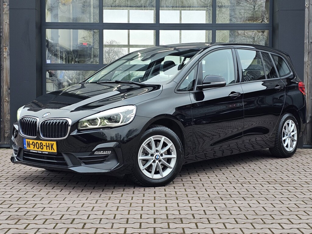 BMW 2-Serie Gran Tourer 218i Business Edition | Automaat | LED | Trekhaak | Stoelverwarming | PDC | Elek. achterklep | HUD | Navi |