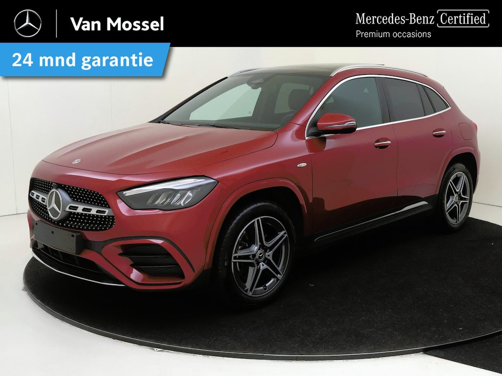 Mercedes-Benz GLA 250 e AMG Line / Panoramadak / Stoelverwarming / Achteruitrijcamera /