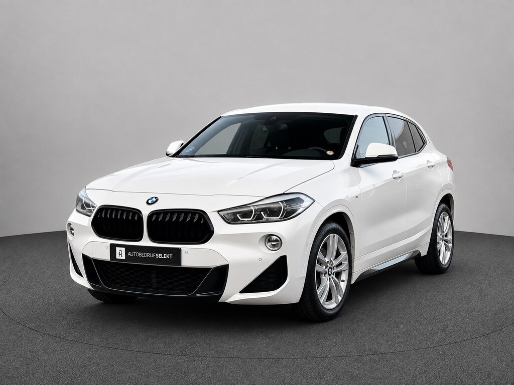 BMW X2 SDrive 2.0i M-Sport | LED | Elektr. stoelen | Dealer OH | 1e eigenaar | Stoelverwarming | 20i | Leder