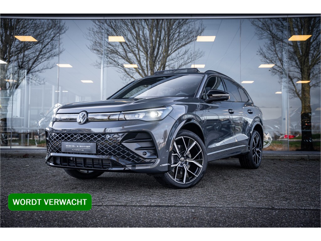 Volkswagen Tiguan eHybrid R-Line Edition ** Panodak ** Trekhaak ** Leder ** Memory Harman/Kardon ** Massage ** 20inch