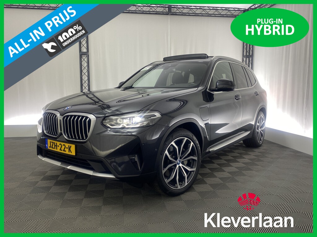 BMW X3 xDrive30e Automaat | Apple CarPlay | Leder | Pano-Dak | Navi | H&K | Dodehoek Det. |