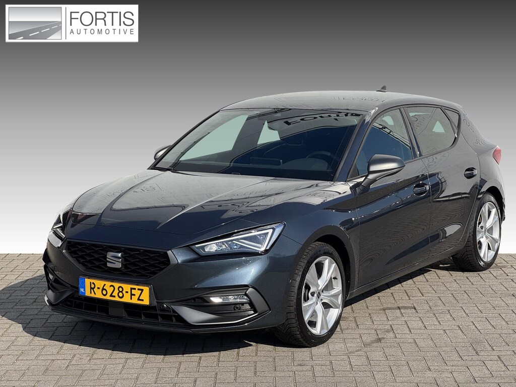 SEAT Leon 1.0 TSI FR Business Intense NL-AUTO | CAMERA | STOEL/STUUR VERWARMING