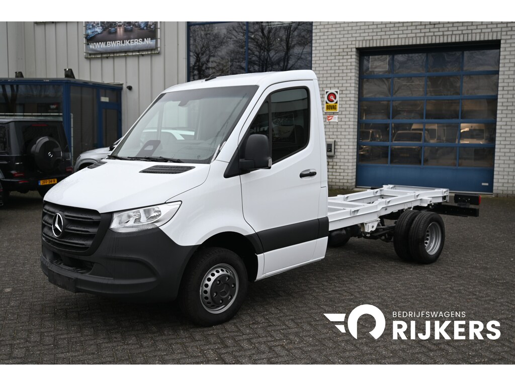 Mercedes-Benz Sprinter 515 CDI L2 Pro chassis cabine 3500 KG trekgewicht, Geveerde stoel