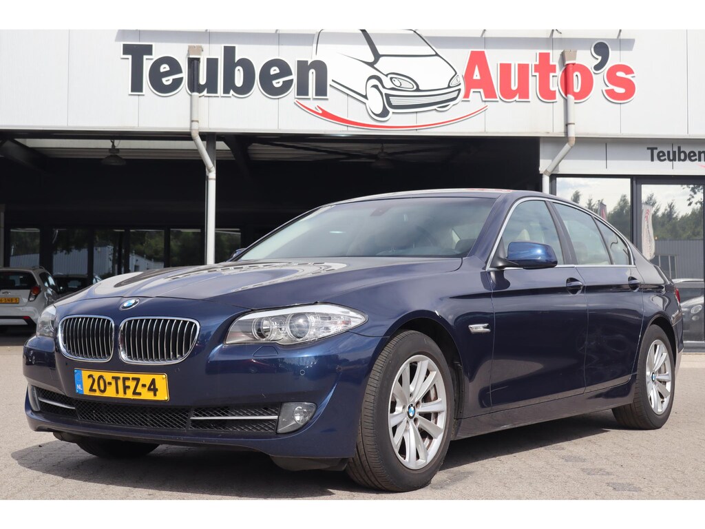 BMW 5-Serie 520i High Executive Lederen interieur, Climate control, Cruise control, Navigatie